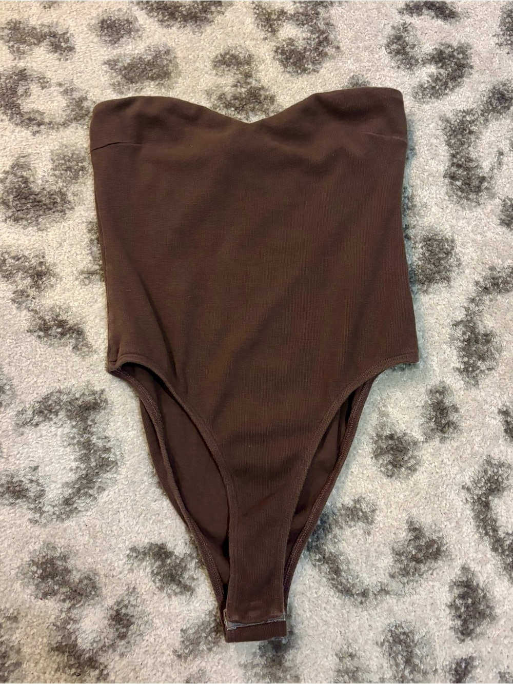 • brown bodysuit •
